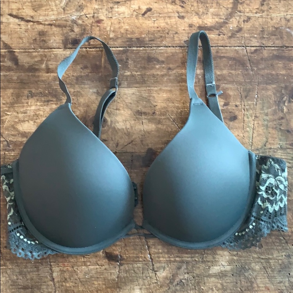 Lightly lined La Senza bra